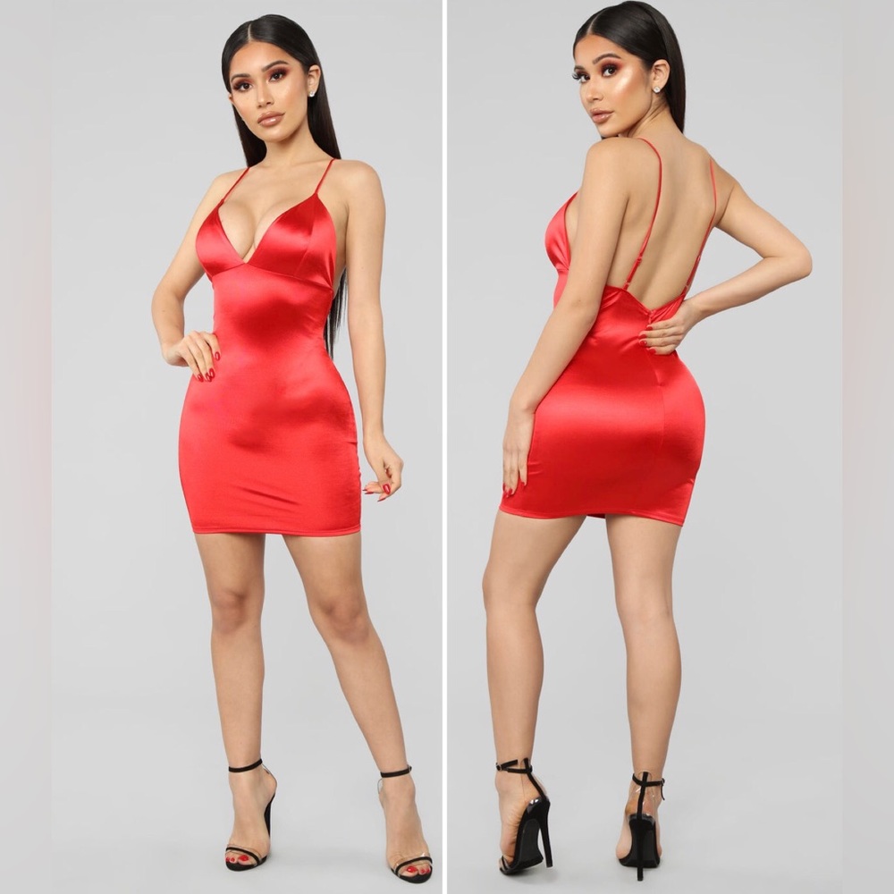 🆕 Fashion Nova Dress Womens Small Red Come And See Me Babe Mini Club Party NWT